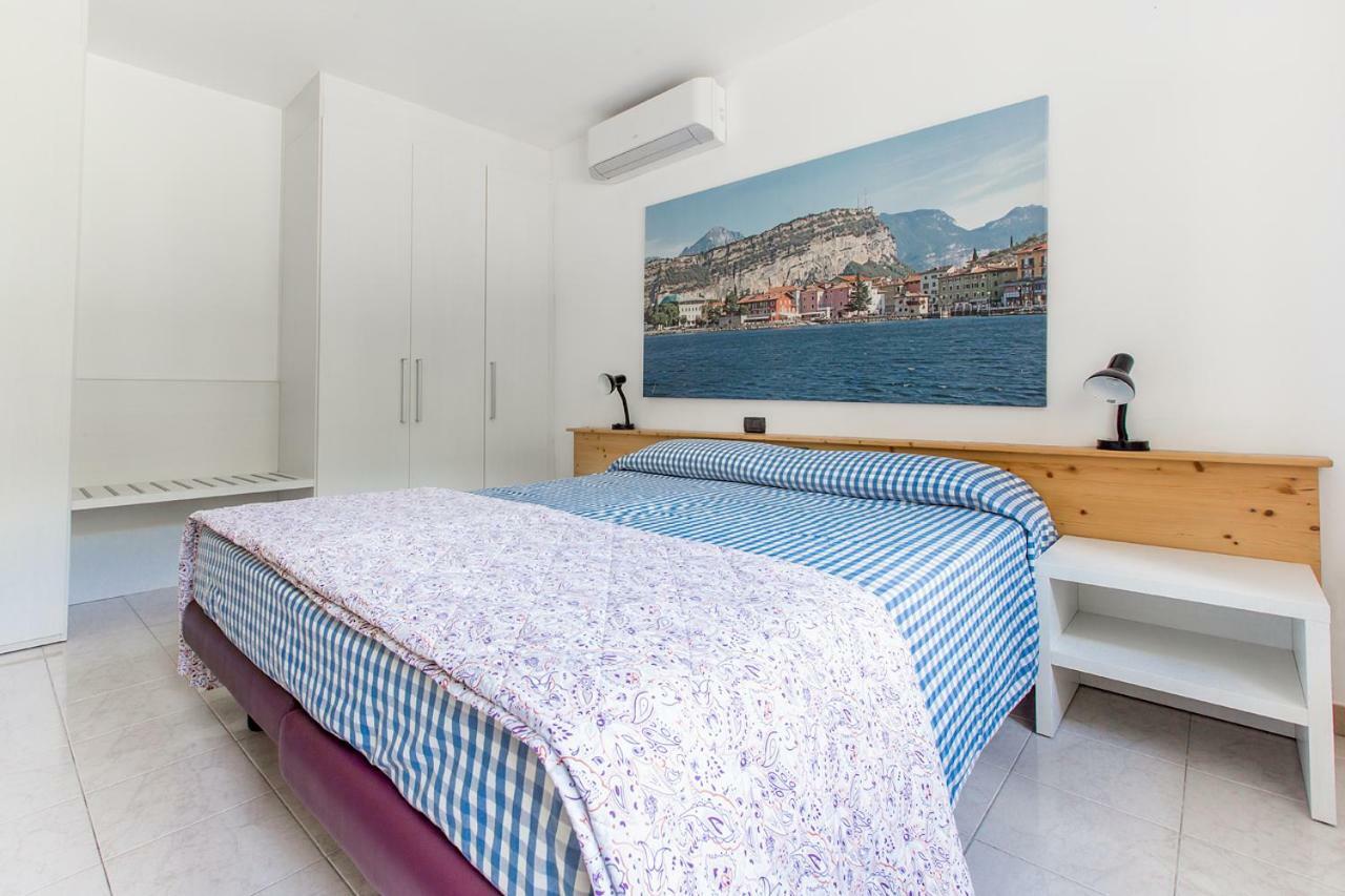 Apartments Suster Torbole Sul Garda Exterior foto